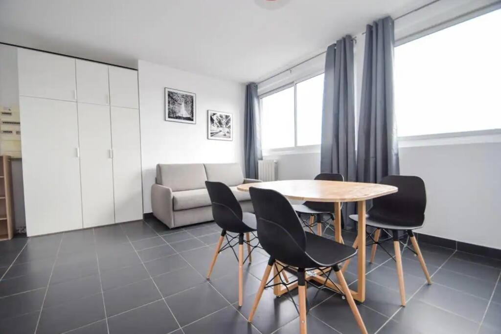 Escale-Marne Fr - 102 - Free Parking - Free Luggage Storage - All Equipped - Linen Included - Washing Machine - 10Mn Walk Metro 8 - Rer A - Panoramic View - From 1 To 4 Guests Maisons-Alfort Extérieur photo