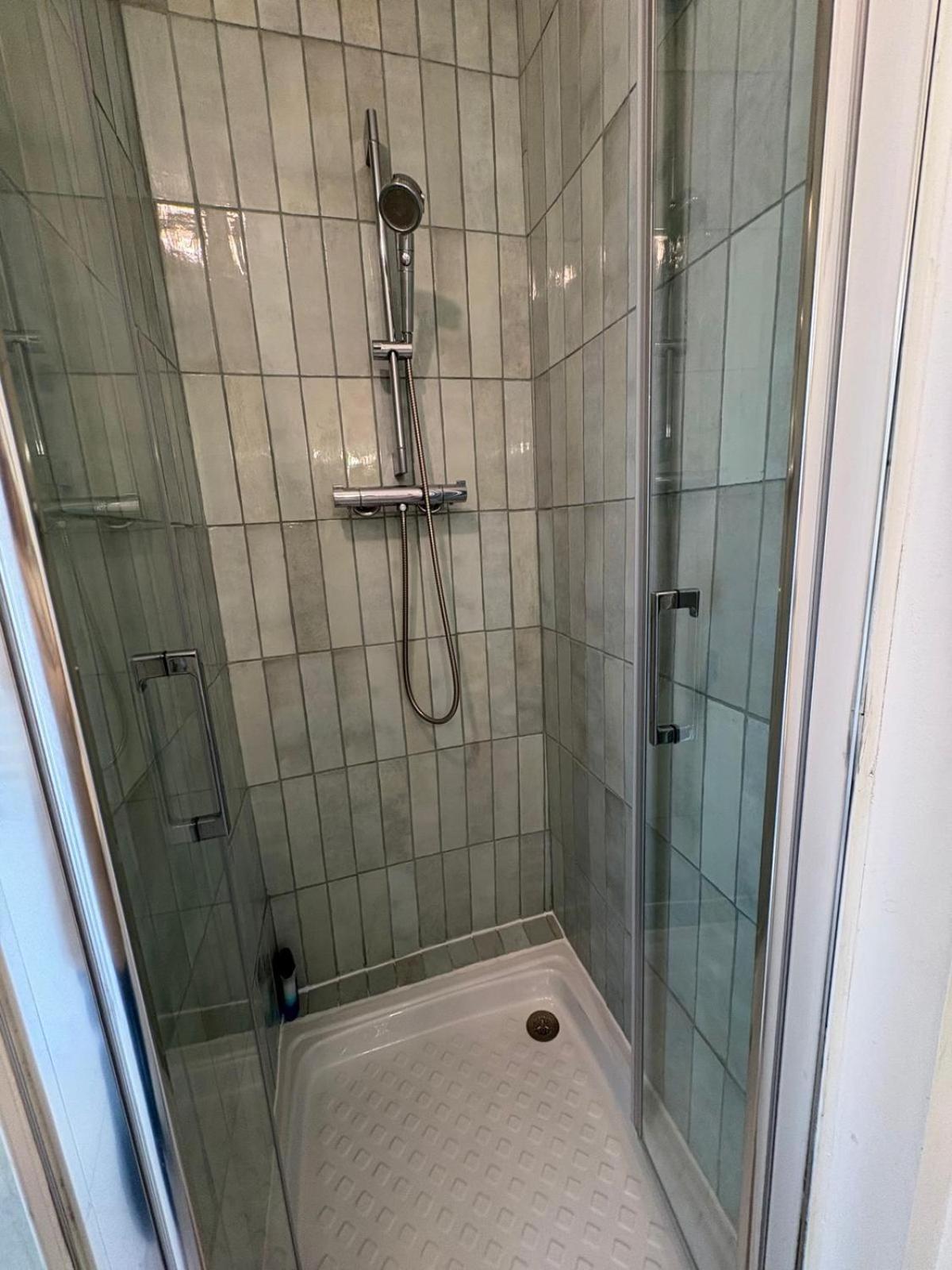 Escale-Marne Fr - 102 - Free Parking - Free Luggage Storage - All Equipped - Linen Included - Washing Machine - 10Mn Walk Metro 8 - Rer A - Panoramic View - From 1 To 4 Guests Maisons-Alfort Extérieur photo